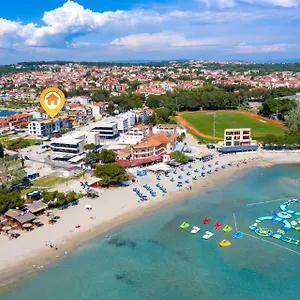 apartments-nevia-medulin.in-istria.net/