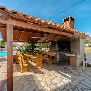 Mlado Apartament Privlaka (Zadar)