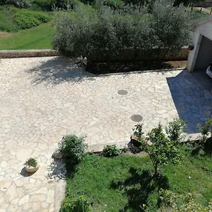 apartman-rosanda.hotelinzadar.com/